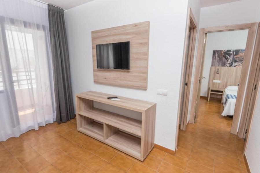 Apartments Niko Санта-Эулалия-дель-Рио Экстерьер фото